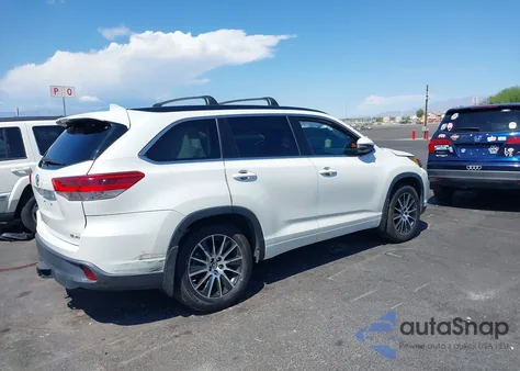2018 Toyota Highlander Se z USA, uszkodzony, nr VIN 5TDJZRFH6JS548546
